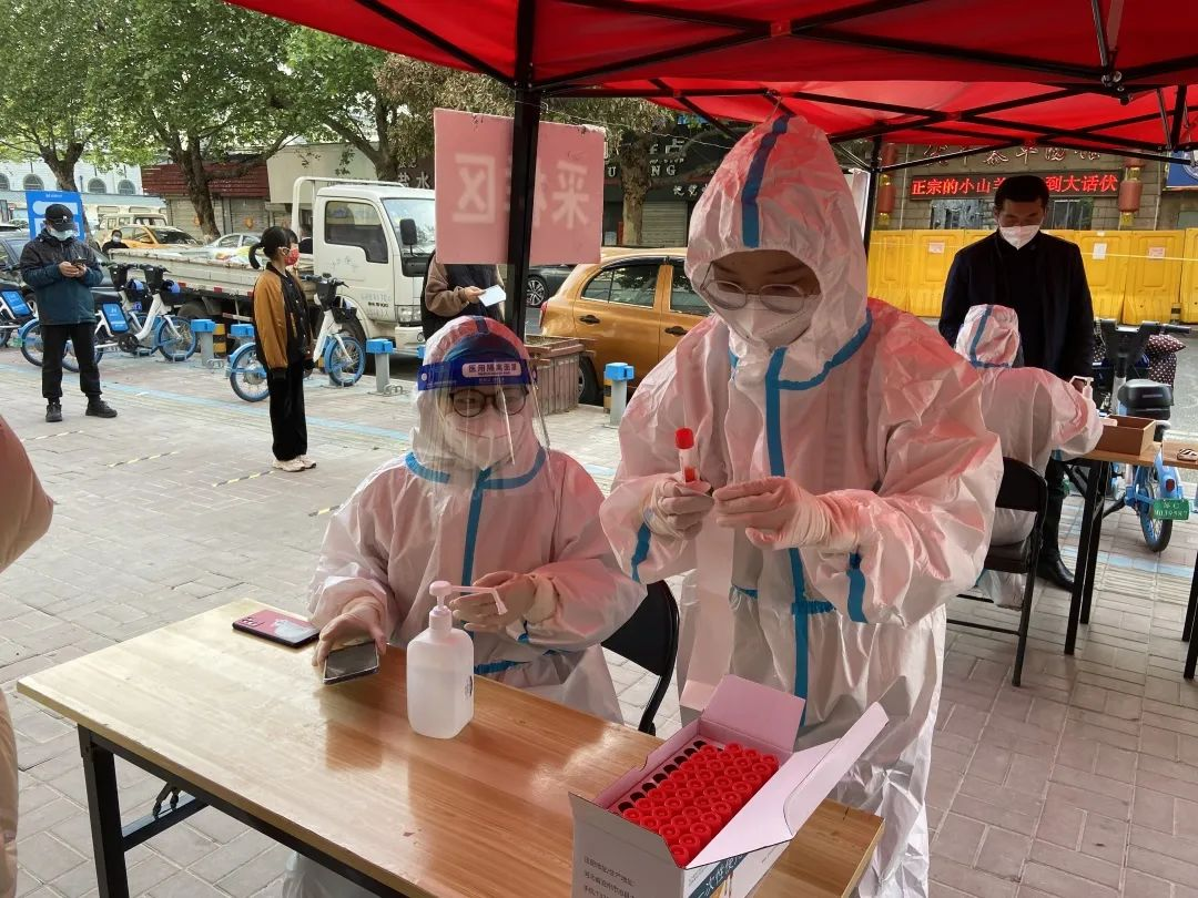 全民核酸檢測 到處可見交控志愿者的身影