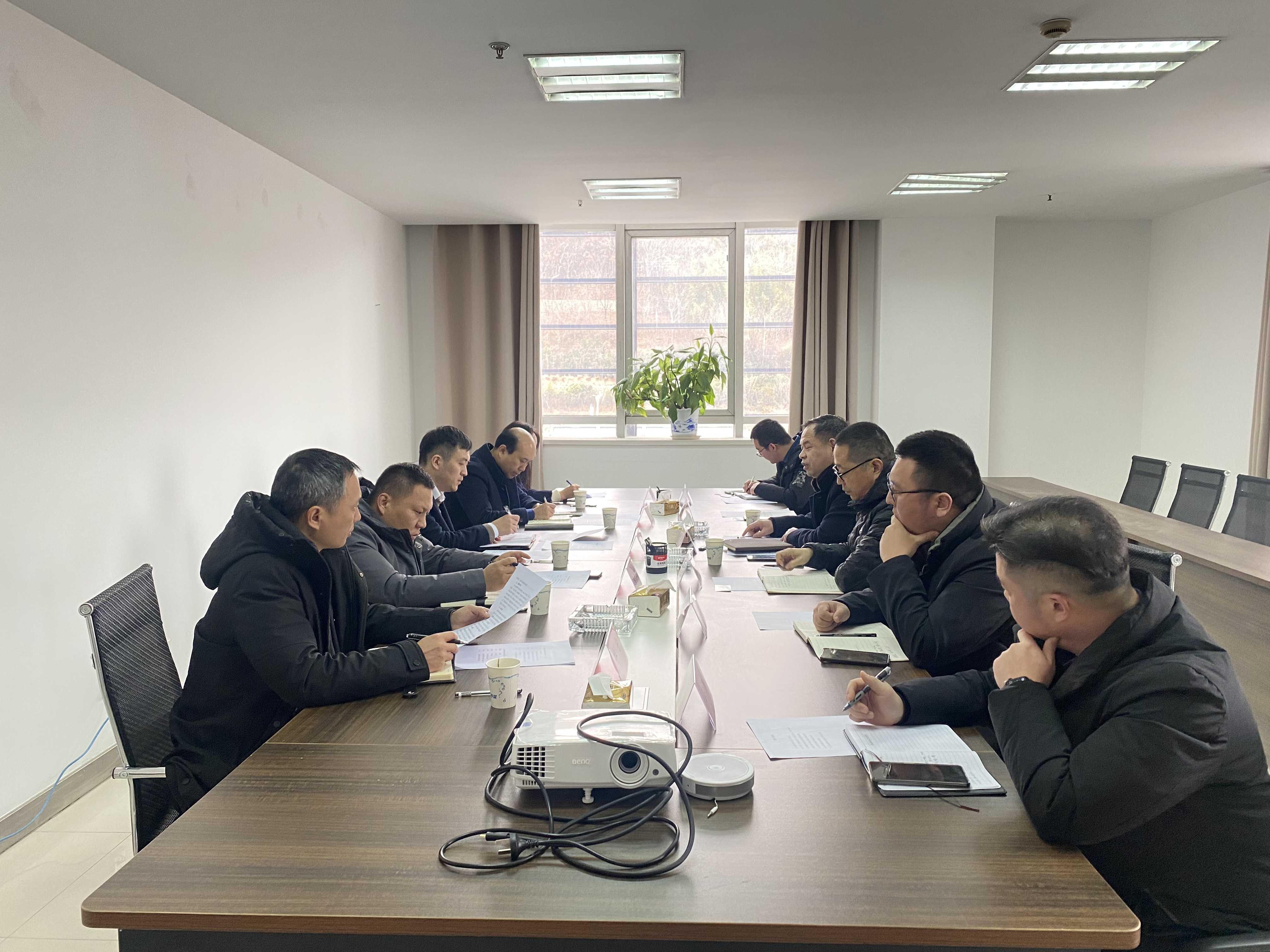 國盛集團風控部部長王翔一行到交控供應鏈公司開展合作交流