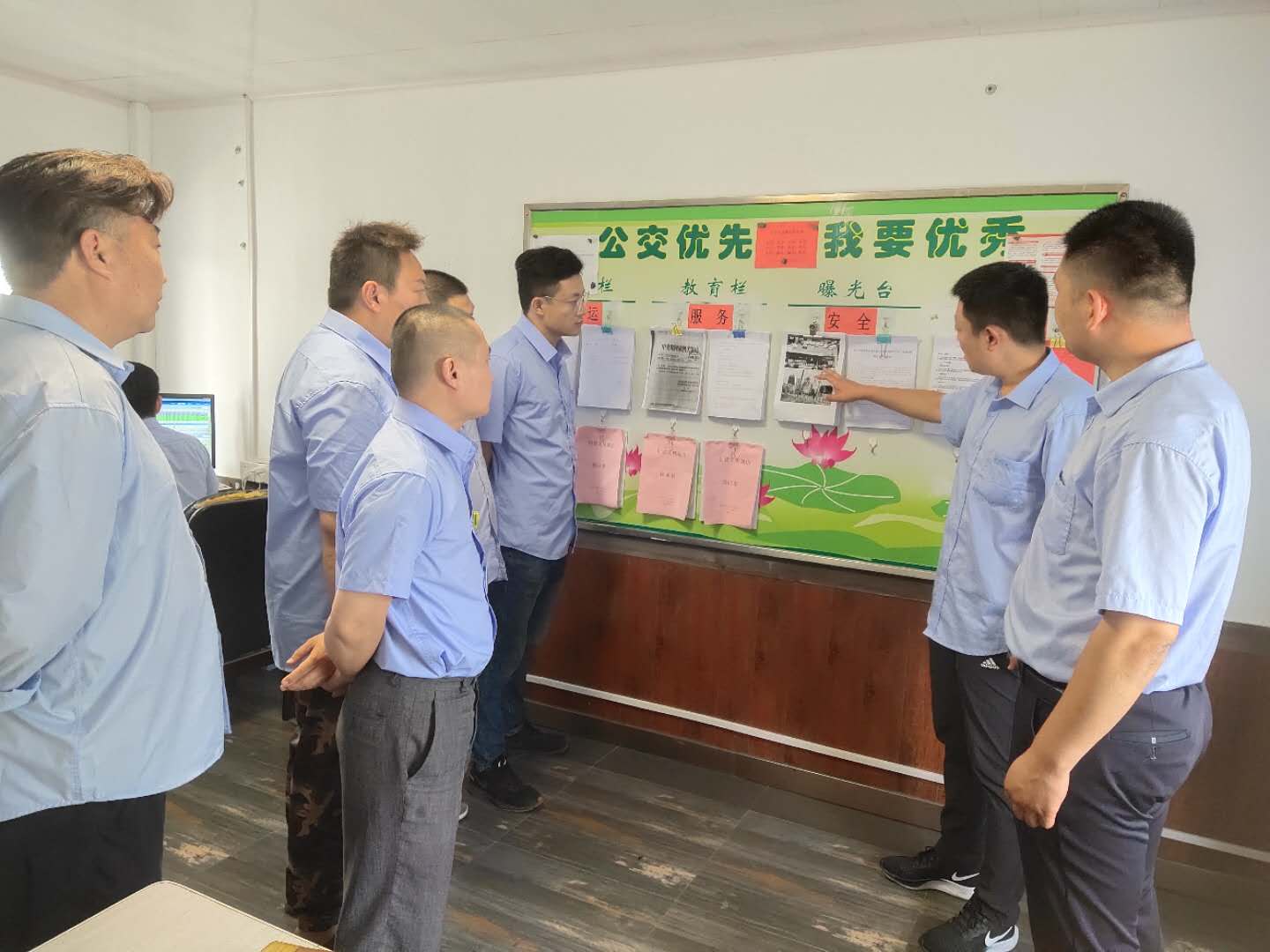 徐州公交集團針對貴州安順公交車墜湖事件對安全整治工作進行緊急部署
