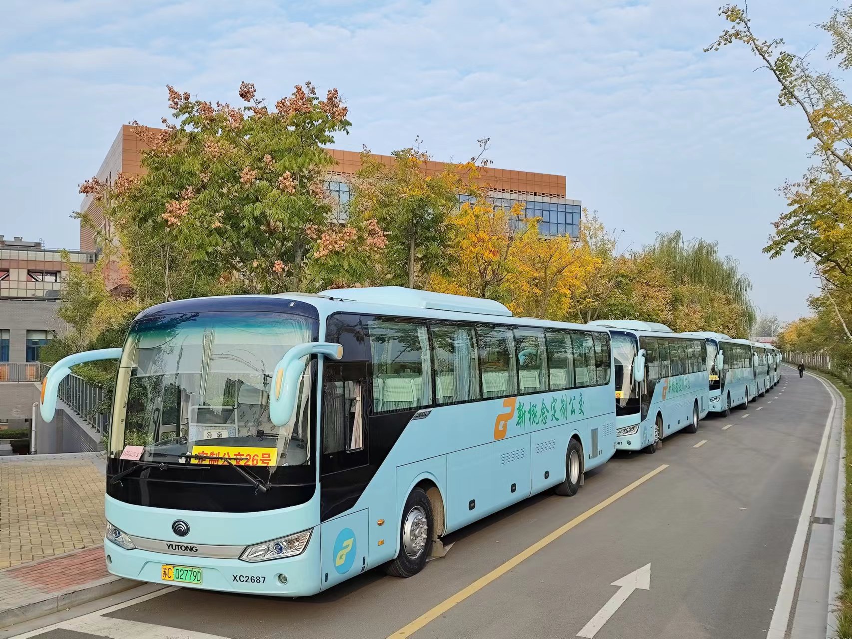 “定制公交”進校園 護航學子安全行