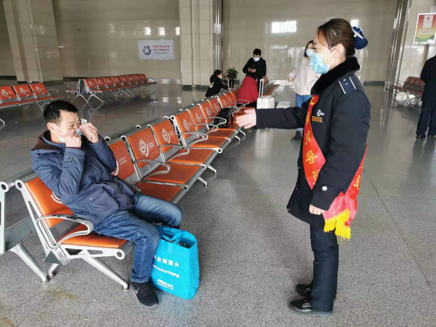 徐州汽車客運東站啟動大霧天氣應(yīng)急預(yù)案 確保旅客安全出行