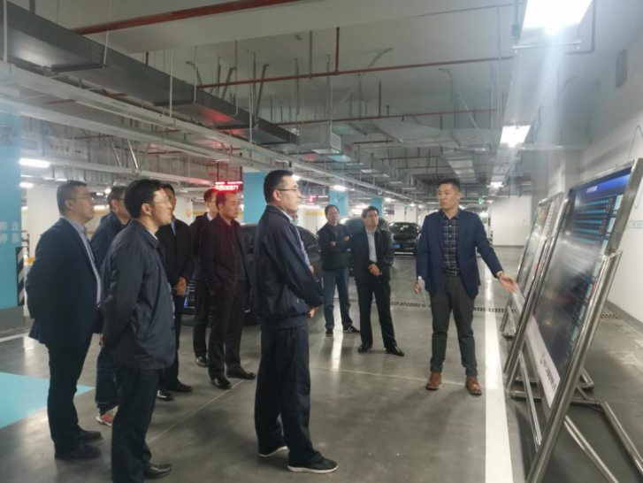 臨沂市考察團參觀徐州東站東廣場地下停車場